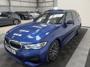 2022 BMW 3 Series 2.0 320d M Sport Touring in Blue — image 3