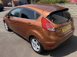 2013 Ford Fiesta 1.25 Zetec in Yellow — image 5