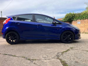 2017 Ford Fiesta 1.0 T Ecoboost St-Line in Blue — image 6