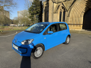 2014 Volkswagen Up! 1.0 High Up! in Blue — image 5