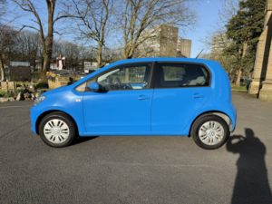 2014 Volkswagen Up! 1.0 High Up! in Blue — image 6