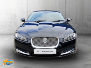 2012 Jaguar Xf 2.2d Se Business Saloon 4dr Diesel Auto Euro 5 (s/s) (163 Ps) in Black — image 2