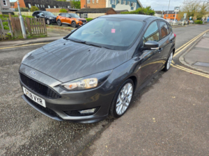 2018 Ford Focus 1.0t Ecoboost St-Line Euro 6 (s/s) 5dr in Grey — image 3
