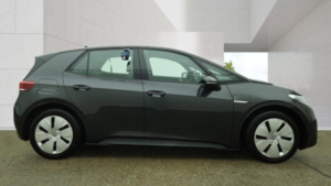 2023 Volkswagen Id.3 Pro 58kwh Life Hatchback 5dr Electric Auto (145 Ps) in Grey — image 3