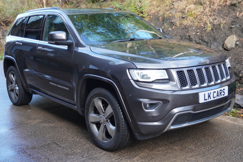 2016 Jeep Grand Cherokee 3.0 Grand Cherokee 3.0l V6 Crd Overland in Grey — image 1