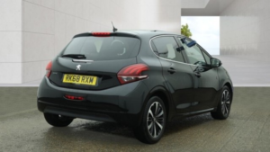 2018 Peugeot 208 1.2 Puretech Tech Edition in Black — image 4