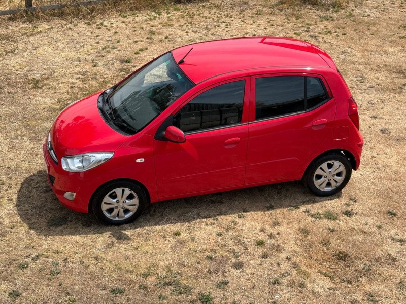 2011 Hyundai I10 1.2 Active Auto Euro 5 5dr in Red — image 1