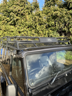 2013 Land Rover Defender 90 2.2 Tdci in Black — image 5
