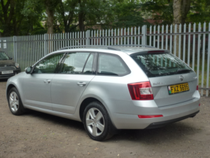 2014 Skoda Octavia 1.2 Tsi Se Estate 5dr Petrol Manual Euro 5 (s/s) (105 Ps) in Silver — image 3