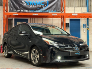 2020 Toyota Prius 1.8 Vvt-H Excel CVT Euro 6 (s/s) 5dr (15in Alloy) in Black — image 2