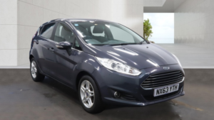 2013 Ford Fiesta 1.0 T Ecoboost Zetec Grey 5dr 1 Owner From New+low Tax+12 Stamps in Grey — image 2