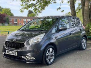 2017 Kia Venga 1.6 Crdi 3 Euro 6 (s/s) 5dr in Silver — image 3