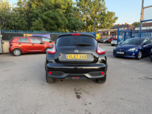 2018 Nissan Juke 1.6 N-Connecta Xtron Euro 6 5dr in Black — image 5
