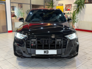 2023 Audi Sq7 4.0 Tfsi V8 Black Edition in Black — image 2