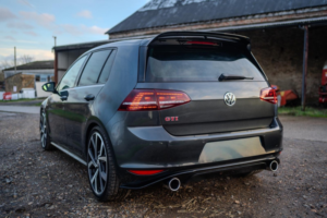 2016 Volkswagen Golf 2.0 Tsi Bluemotion Tech Gti Clubsport 40 in Grey — image 5