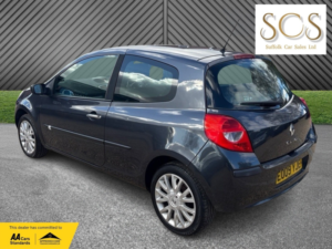 2009 Renault Clio 1.2 16v Dynamique in Grey — image 5
