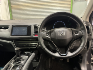 2016 Honda Hr-V 1.6 I-Dtec Ex in Black — image 2