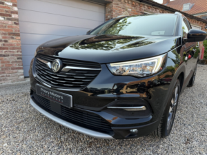2020 Vauxhall Grandland X 1.5 Turbo D Sri Nav in Black — image 5