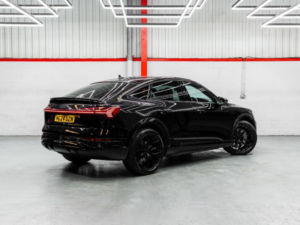 2024 Audi Sq8 E-Tron Black Edition Sportback Auto Quattro 5dr 114kwh (11kw Charger) in Black — image 3