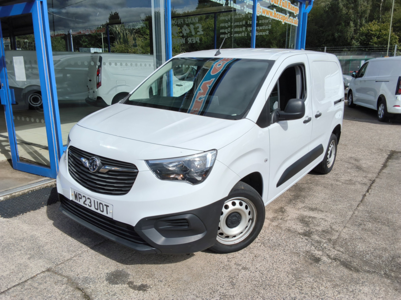 2023 Vauxhall Combo 1.5 Turbo D 2300 Prime Panel Van 5dr Diesel Manual L1 H1 Euro 6 100 Ps in White — image 1