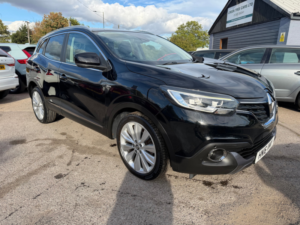 2016 Renault Kadjar 1.5 Dci Signature Nav SUV 5dr Diesel Edc Euro 6 (s/s) (110 Ps) in Black — image 3