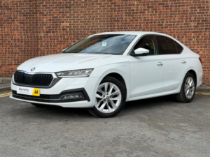 2021 Skoda Octavia 1.4 Tsi Iv 13kwh Se L DSG Euro 6 (s/s) 5dr in White — image 5