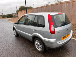 2008 Ford Fusion 1.4 Tdci Zetec Climate 5dr in Silver — image 4