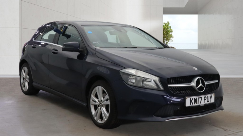 2017 Mercedes-Benz A Class 1.5 A180d Sport in Blue — image 1