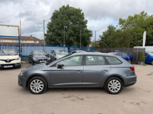 2016 SEAT Leon 1.6 Tdi Cr Se Sport Tourer Euro 5 (s/s) 5dr in Grey — image 3