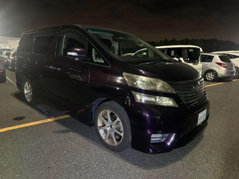 2011 Toyota Vellfire 3.5 V6 3.5z G Edition 5dr 7 Seats in Purple — image 1