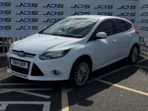 2014 Ford Focus 1.0t Ecoboost Zetec Hatchback 5dr Petrol Manual Euro 5 (s/s) (100 Ps) in White — image 3
