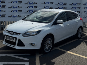 2014 Ford Focus 1.0t Ecoboost Zetec Hatchback 5dr Petrol Manual Euro 5 (s/s) (100 Ps) in White — image 4
