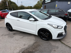 2015 Hyundai I30 1.6 T-Gdi Turbo Hatchback 3dr Petrol Manual Euro 6 (186 Ps) in White — image 2