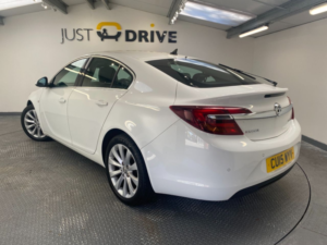 2015 Vauxhall Insignia 2.0 Cdti Ecoflex Elite Nav Hatchback 5dr Diesel Manual Euro 5 (s/s) (140 Ps) in White — image 3