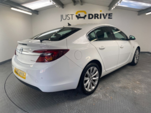 2015 Vauxhall Insignia 2.0 Cdti Ecoflex Elite Nav Hatchback 5dr Diesel Manual Euro 5 (s/s) (140 Ps) in White — image 5