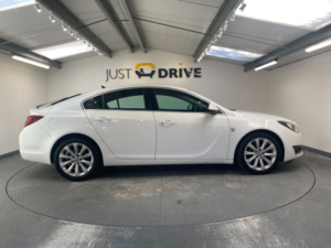 2015 Vauxhall Insignia 2.0 Cdti Ecoflex Elite Nav Hatchback 5dr Diesel Manual Euro 5 (s/s) (140 Ps) in White — image 6