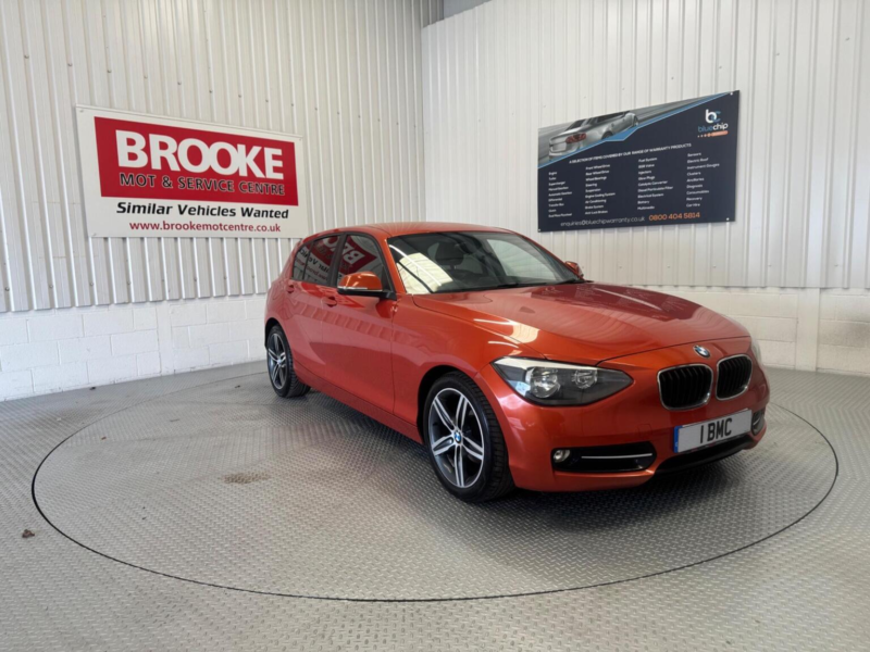 2012 BMW 1 Series 2.0 116d Sport Euro 5 (s/s) 5dr in Orange — image 1