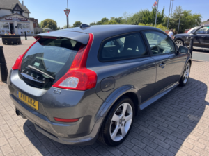 2011 Volvo C30 1.6 D2 R-Design in Grey — image 3