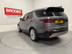 2021 Land Rover Discovery 3.0 D300 Mhev Se Auto 4WD Euro 6 (s/s) 5dr in Grey — image 5