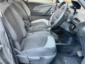 2014 Citroen C4 Picasso 1.6 E-Hdi Airdream Vtr+ Etg6 Euro 5 (s/s) 5dr in Grey — image 2