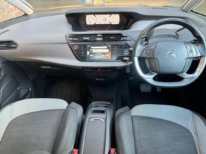2014 Citroen C4 Picasso 1.6 E-Hdi Airdream Vtr+ Etg6 Euro 5 (s/s) 5dr in Grey — image 3