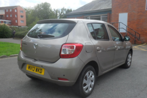 2013 Dacia Sandero 0.9 Tce Laureate Euro 5 5dr in Beige — image 6
