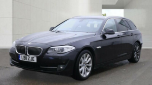 2011 BMW 5 Series 2.0 520d Se Touring Steptronic Euro 5 5dr in Black — image 3