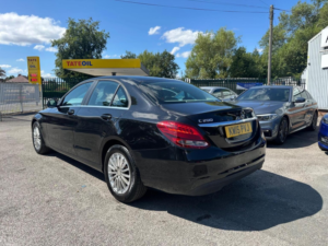 2015 Mercedes-Benz C Class 2.0 C200 Se (executive) G-Tronic+ Euro 6 (s/s) 4dr in Black — image 5