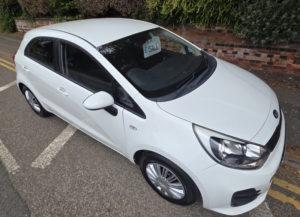 2016 Kia Rio 1.3 1 in White — image 2