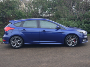 2017 Ford Focus 2.0 Tdci St-3 in Blue — image 2