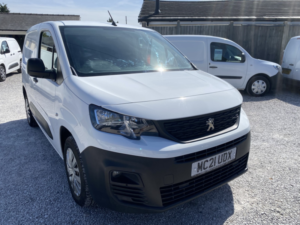 2021 Peugeot Partner 1.5 Bluehdi 1000 Professional in White — image 2