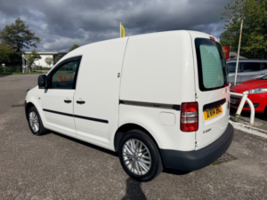 2014 Volkswagen Caddy 1.6 Tdi C20 Startline Panel Van 4dr Diesel Manual L1 H1 (149 G/km, 74 Bhp) in White — image 4
