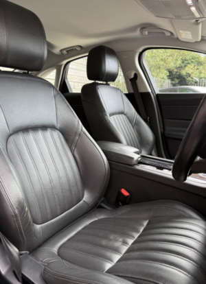 2016 Jaguar Xf 2.0 D Portfolio in Grey — image 4