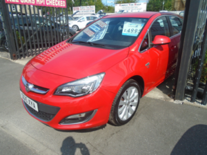 2015 Vauxhall Astra 1.6i Elite Hatchback 5dr Petrol Manual Euro 6 (115 Ps) in Red — image 3